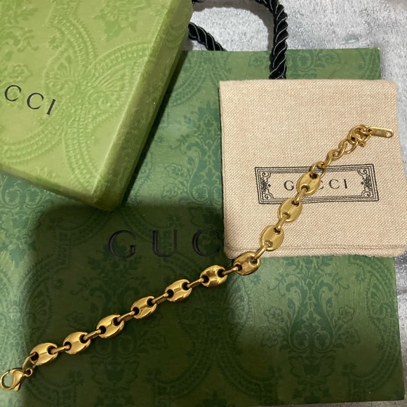 Gucci Gold Plated Gucci Link Bracelet - Picture 4 of 6